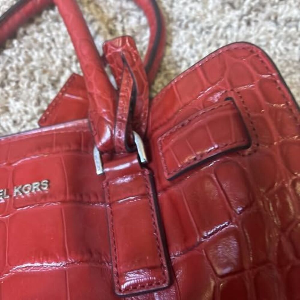 Michael Kors Tote Shoulderbag Dillon Crocodile Red Leather Removable Strap Y2K - Picture 5 of 10